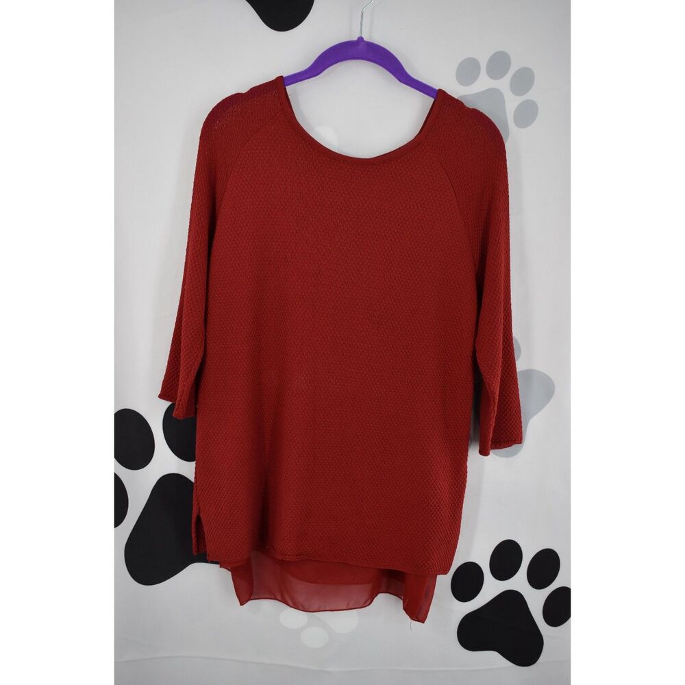 Zara Knit 3/4 Sleeve Round Neck Textured Lined Back Neck Button Red US Medium